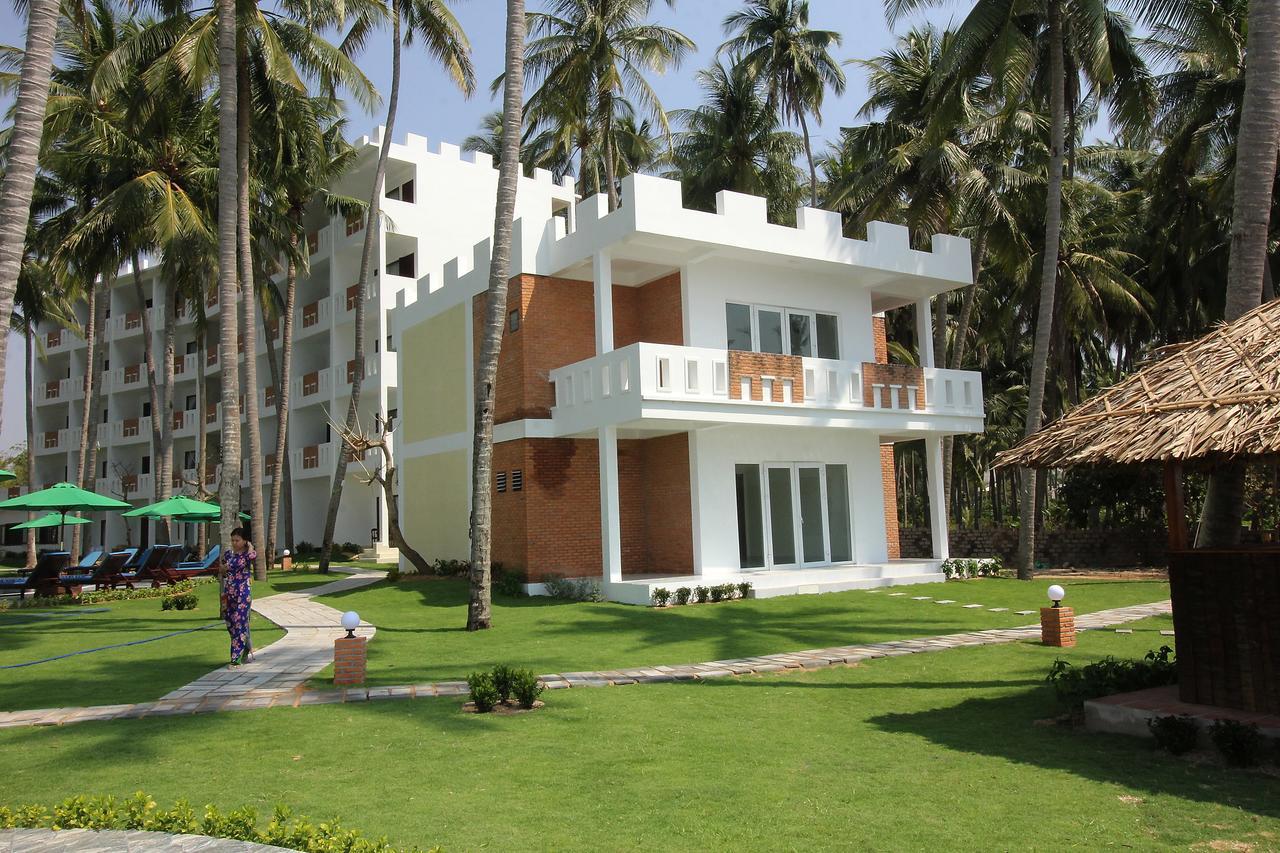 Ocean Place Mui Ne Resort Exterior photo