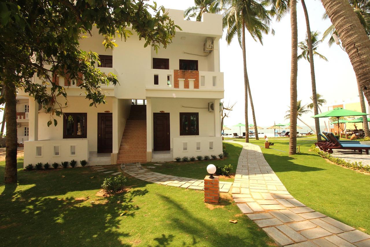Ocean Place Mui Ne Resort Exterior photo