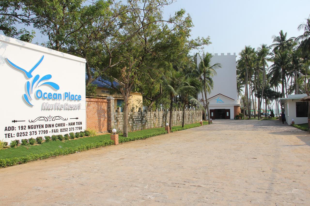 Ocean Place Mui Ne Resort Exterior photo